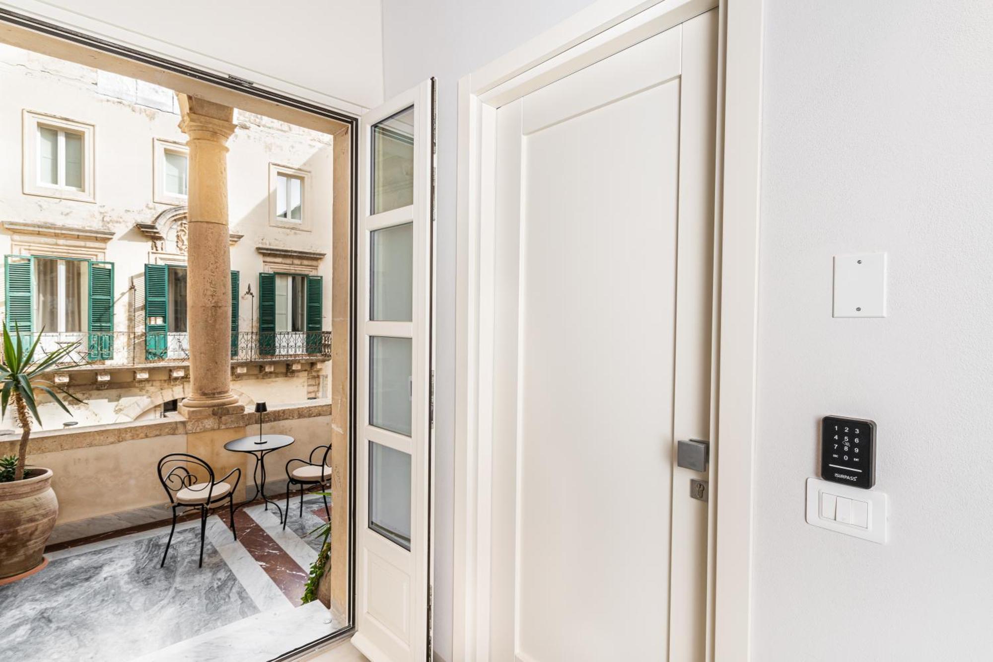 Apartament Loggiato Verga Luxury By Bed&bros Syracuse